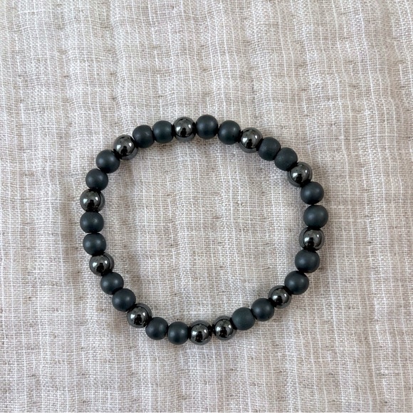 Therapeutic Magnetic beaded bracelet - Picture 1 of 2